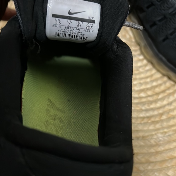 Nike Airmax 2016 Women’s Comfy Sneakers Size 9.5 - Picture 11 of 12